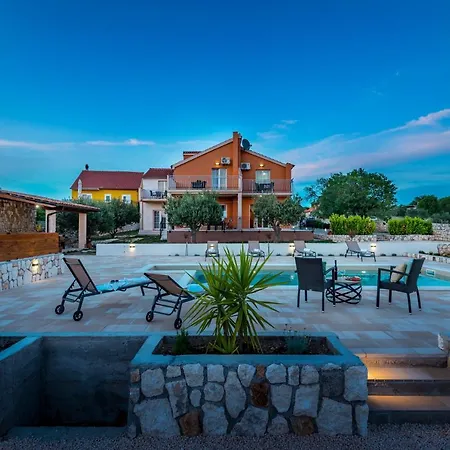 Vesna Apartman Skradin